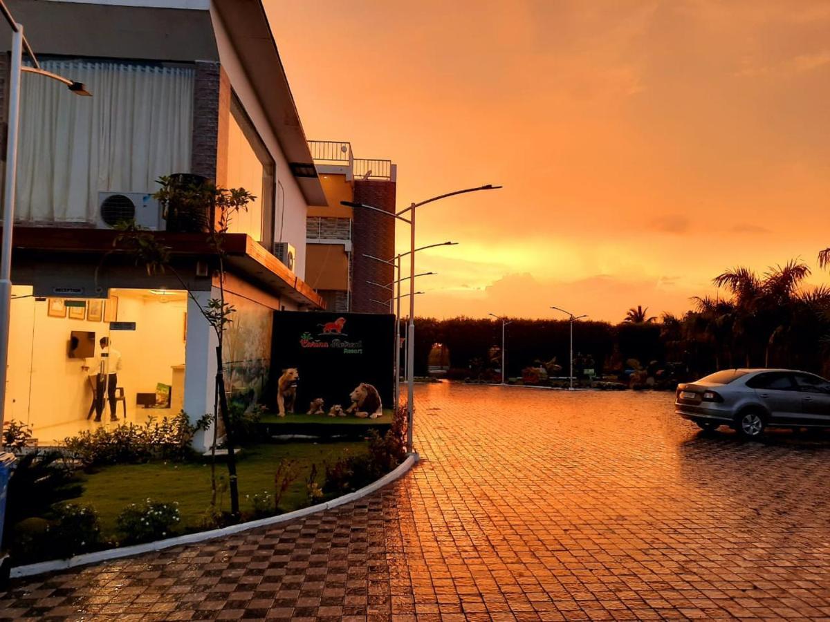 Carina Retreat Resort Sasan Gir Bagian luar foto