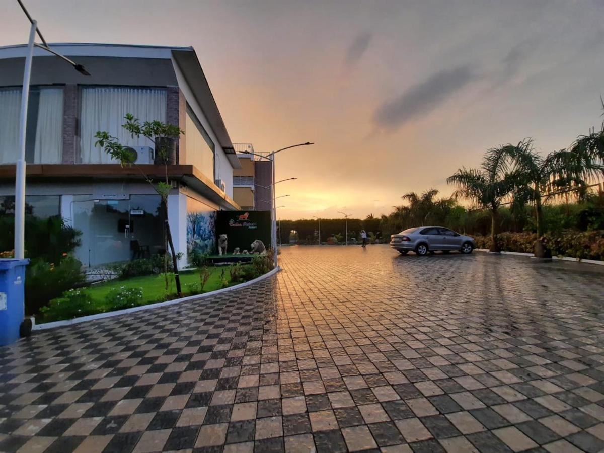 Carina Retreat Resort Sasan Gir Bagian luar foto
