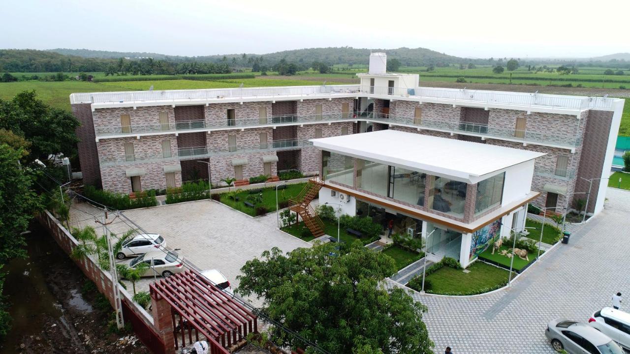 Carina Retreat Resort Sasan Gir Bagian luar foto