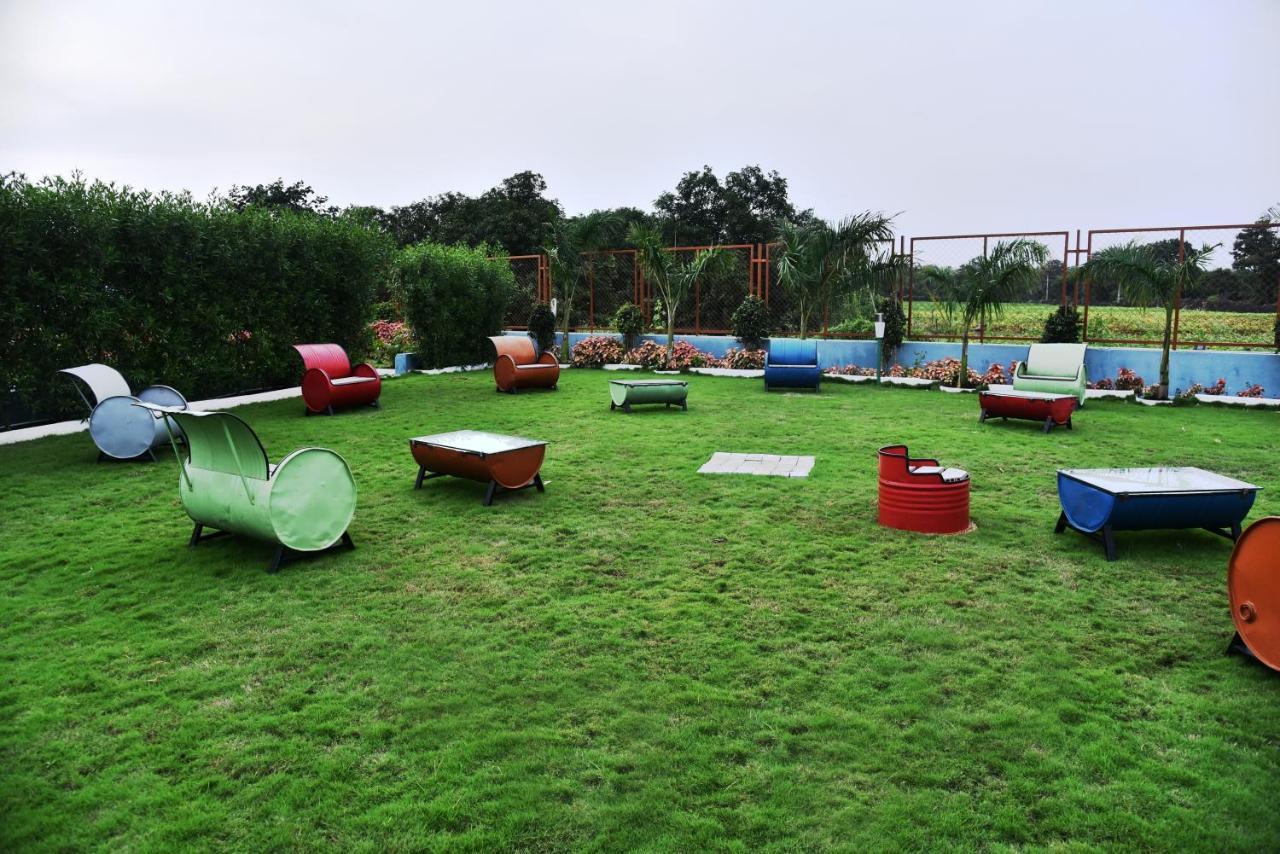 Carina Retreat Resort Sasan Gir Bagian luar foto