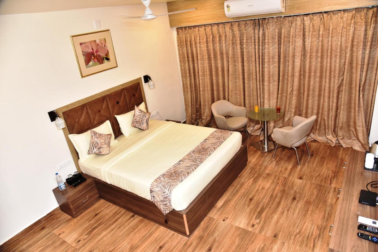 Carina Retreat Resort Sasan Gir Bagian luar foto