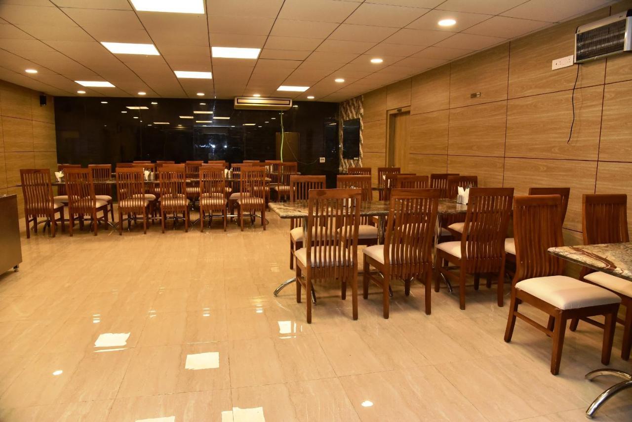 Carina Retreat Resort Sasan Gir Bagian luar foto